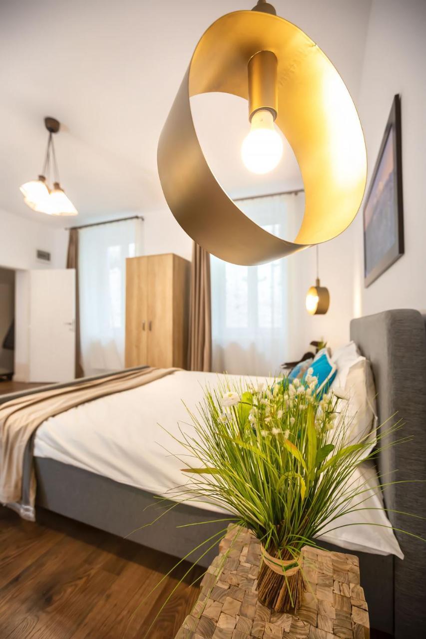 Venice Boutique Aparthotel Braşov Eksteriør bilde